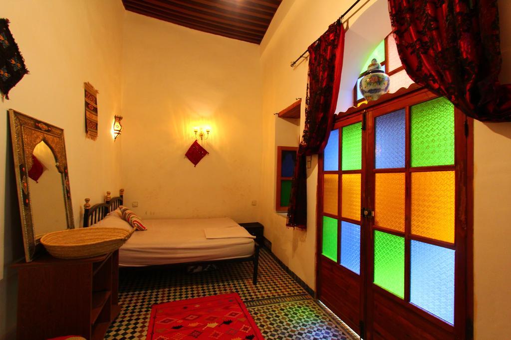 Riad Mikou Fez Habitación foto