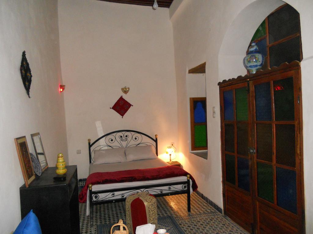 Riad Mikou Fez Habitación foto
